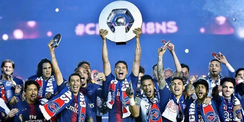 Ligue 1 - Bức tranh toàn cảnh về giải đấu hàng đầu của bóng đá Pháp